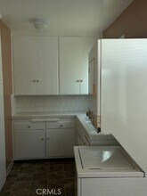 5812 Autry Ave in Lakewood, CA - Building Photo - Building Photo