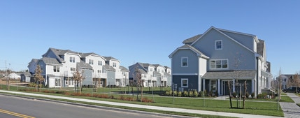 Fairfield at Southampton in Southampton, NY - Building Photo - Building Photo