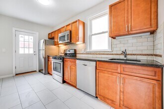 27 Marion Pl in Jersey City, NJ - Building Photo - Building Photo