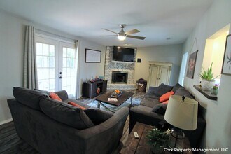 1301 Del Norte Dr in Edmond, OK - Building Photo - Building Photo