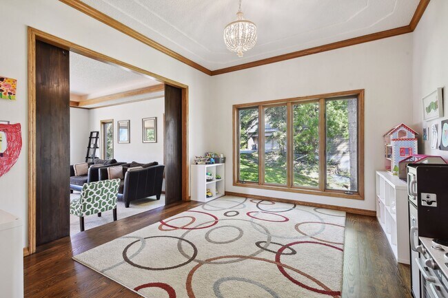 10481 Bluff Rd in Eden Prairie, MN - Building Photo - Building Photo