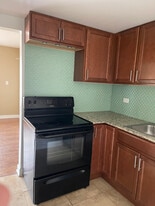 7628 N Milwaukee Ave in Niles, IL - Building Photo