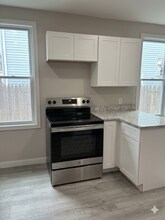 52 Blocker St in Ridgeley, WV - Foto de edificio - Building Photo