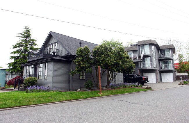 505 Edmonds St in Edmonds, WA - Building Photo - Building Photo