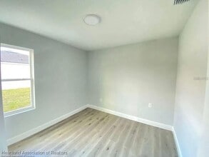 6935 Dickinson Dr in Sebring, FL - Building Photo - Building Photo
