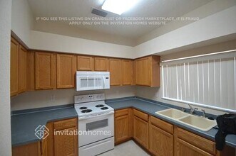 25147 Geddy Dr in Land O Lakes, FL - Building Photo - Building Photo