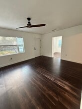 509 N Garfield Ave in DeLand, FL - Foto de edificio - Building Photo