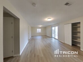 985 Harbourne St in Colorado Springs, CO - Building Photo - Building Photo