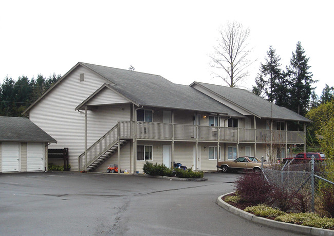 Westwood Park Apartments in Eatonville, WA - Building Photo - Building Photo