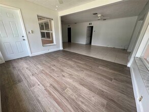 325 Chesney Blvd in Frostproof, FL - Building Photo - Building Photo