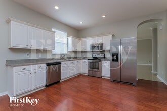 1320 Brooke View Dr in Odessa, FL - Foto de edificio - Building Photo