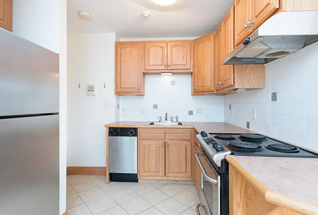 66 Pinckney St, Unit 63-5 in Boston, MA - Building Photo - Building Photo