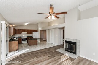 1414 Operetta Ave SE in Palm Bay, FL - Building Photo - Building Photo