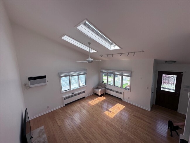 property at 414 E Chester St