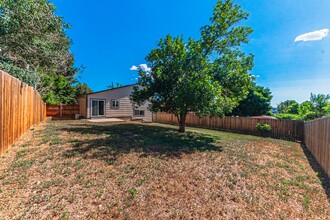 5465 Sacramento Pl in Colorado Springs, CO - Building Photo - Building Photo