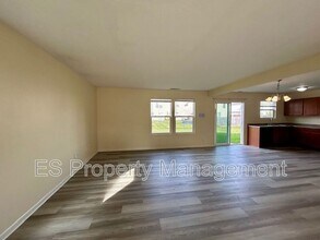 8042 Wildwood Farms Dr in Indianapolis, IN - Building Photo - Building Photo