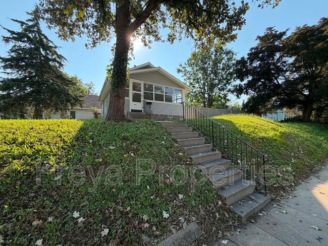 property at 1547 13th St