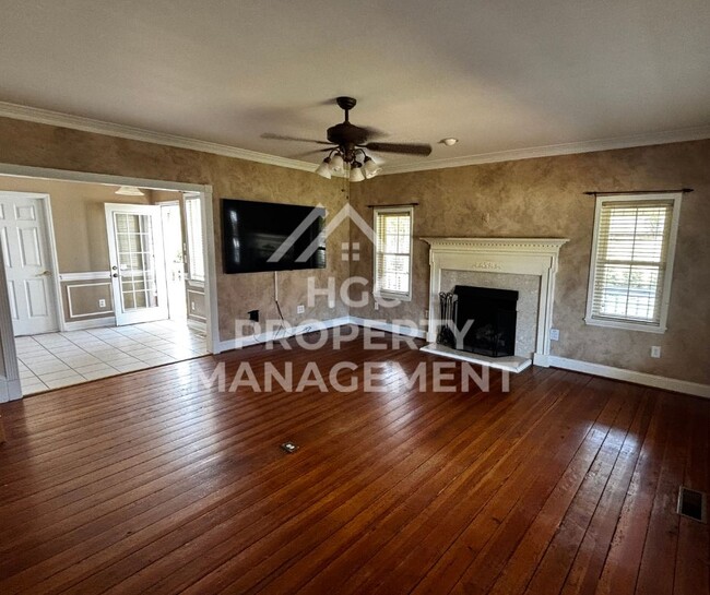 160 Percy Ln in Mayodan, NC - Building Photo - Building Photo