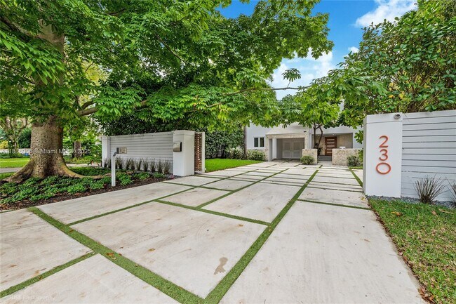 230 Ridgewood Rd in Coral Gables, FL - Building Photo - Building Photo