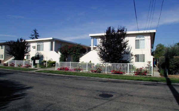 435 Clifton Ave in San Jose, CA - Building Photo - Building Photo