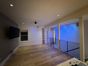 32 E Court St in Cincinnati, OH - Building Photo - Building Photo