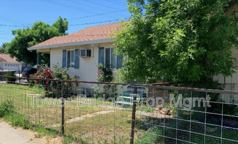 3509 May St in Sacramento, CA - Building Photo