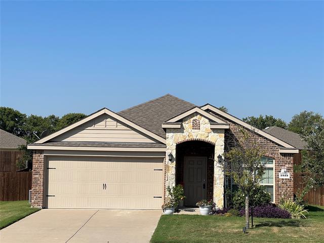 2333 Triston St in Anna, TX - Foto de edificio