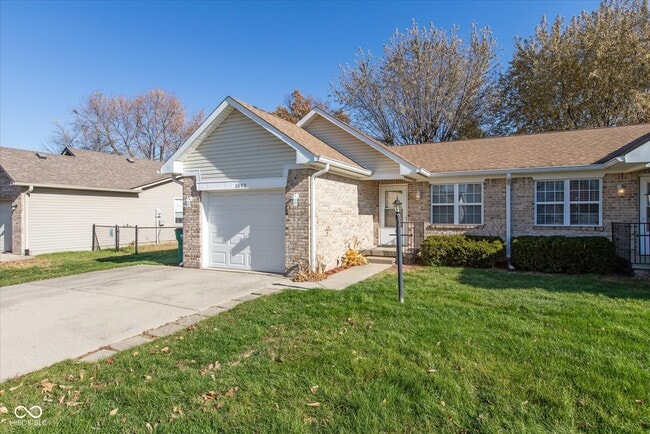 2099 Galaxy Dr in Franklin, IN - Building Photo - Building Photo