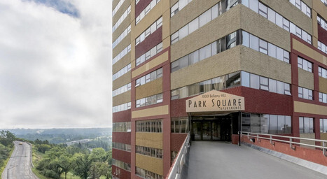 Park Square Apartments in Edmonton, AB - Building Photo - Building Photo