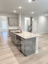 208 Bay Hill Dr in Goldsboro, NC - Building Photo - Building Photo