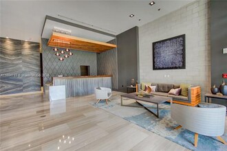 3470 E Coast Ave, Unit H1013 in Miami, FL - Building Photo - Building Photo