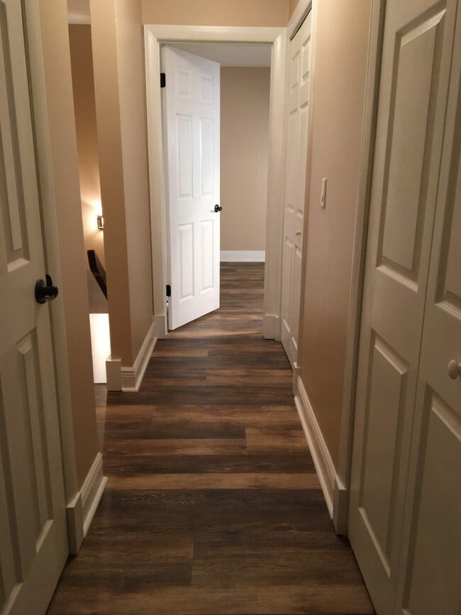 property at 294 W Towne Pl