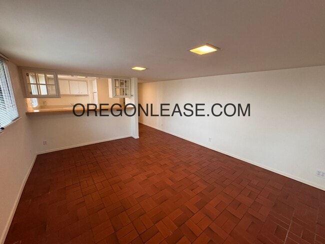 property at 1223 Ferry St