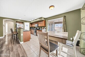 15385 W Cottonwood Cir in Surprise, AZ - Building Photo - Building Photo