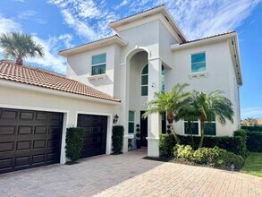 107 Via Escobar Way in Palm Beach Gardens, FL - Building Photo - Building Photo