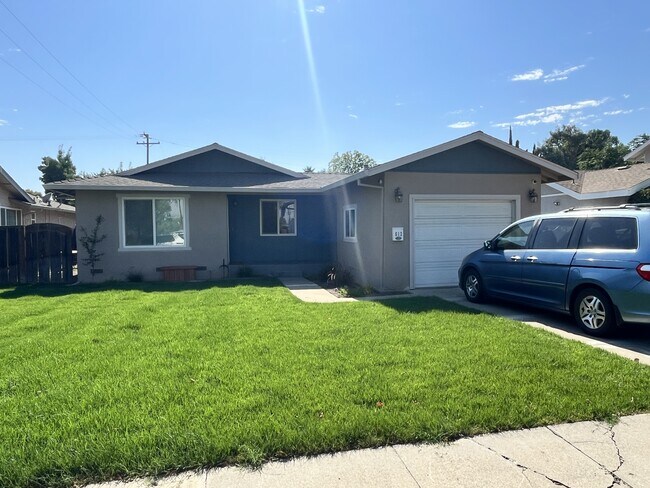 property at 612 N 3rd St