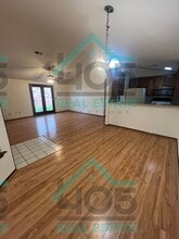 2136 Lonnie Ln in Oklahoma City, OK - Building Photo - Building Photo