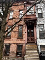 125 Dove St in Albany, NY - Building Photo