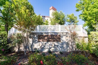 227 Stanford in Irvine, CA - Building Photo - Building Photo