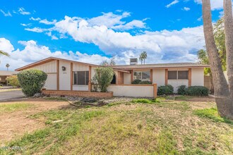 4731 W Shaw Butte Dr in Glendale, AZ - Building Photo - Building Photo