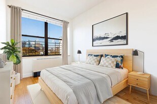150 Clermont Ave in Brooklyn, NY - Building Photo