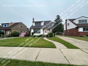 17483 Allen St in Roseville, MI - Building Photo - Building Photo