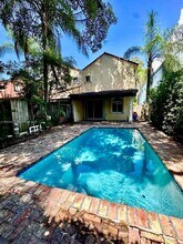 3049 Mary St in Coconut Grove, FL - Building Photo - Building Photo