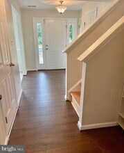 42999 Edgewater St in Chantilly, VA - Building Photo - Building Photo