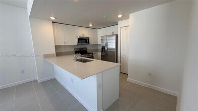 12420 SW 248th St in Naranja, FL - Building Photo - Building Photo