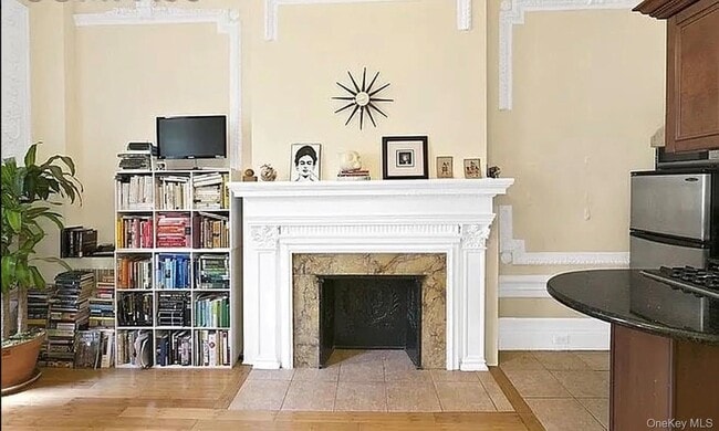 312 W 101st St in New York, NY - Building Photo - Building Photo