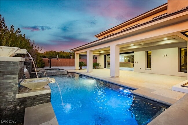 property at 94 Glade Hollow Dr