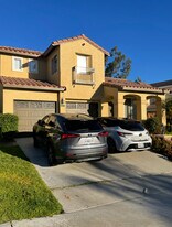 2525 Saddlehorn Dr, Unit Saddlehorn Dr in Chula Vista, CA - Building Photo
