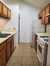 12307 Patron Dr in Austin, TX - Foto de edificio - Building Photo