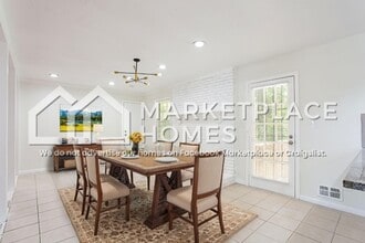 4477 Glenhaven Dr in Decatur, GA - Building Photo - Building Photo